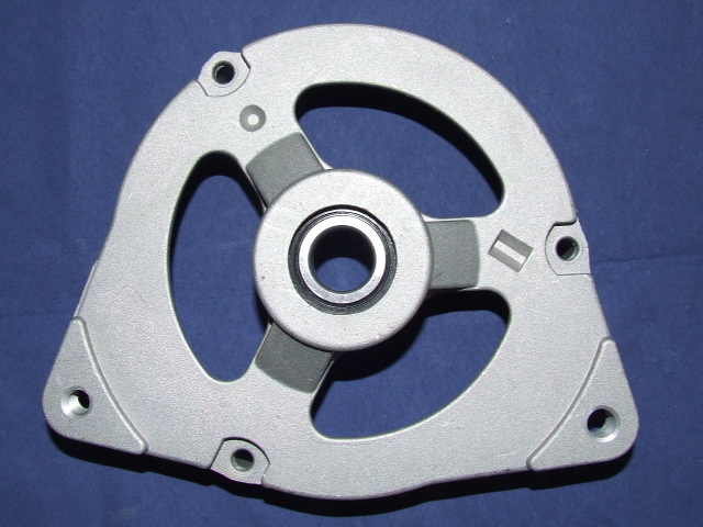 Obudowa Alternatora Ford Transit 86-97 - Przednia