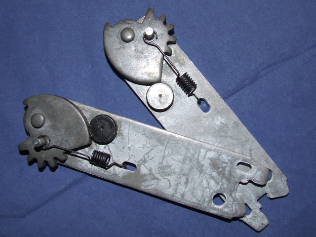 Samoregulatory Szcz�k Ford Mondeo - 228mm